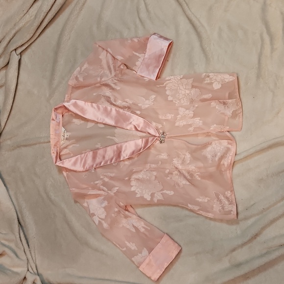 Traditions bed jacket- sheer floral base with satin collar and cuff. - Picture 1 of 12